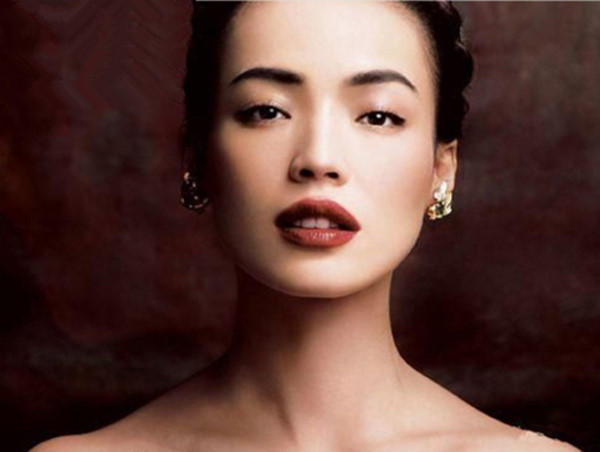 Chọn Trang Sức Để Gương Mặt vuông