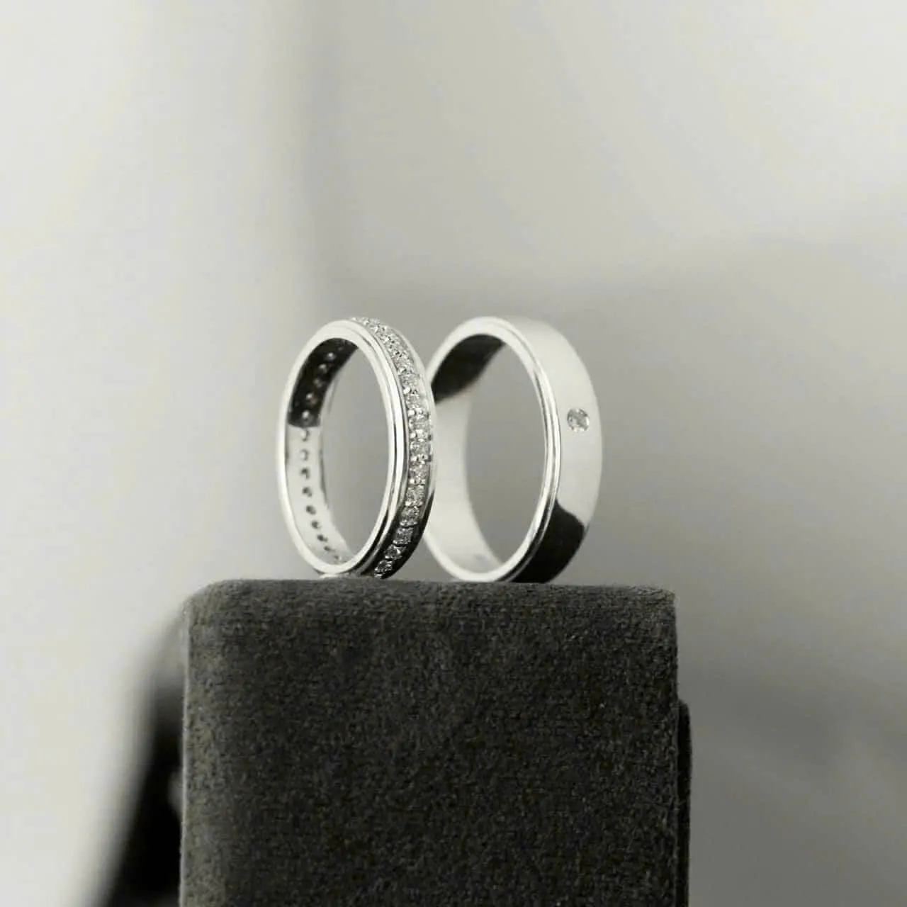 nhẫn cưới platin