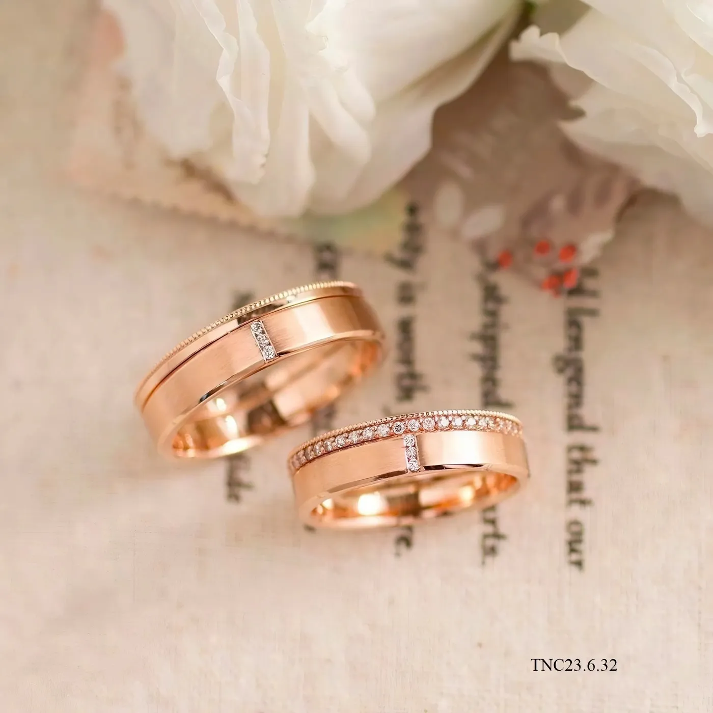 nhẫn cưới vàng hồng