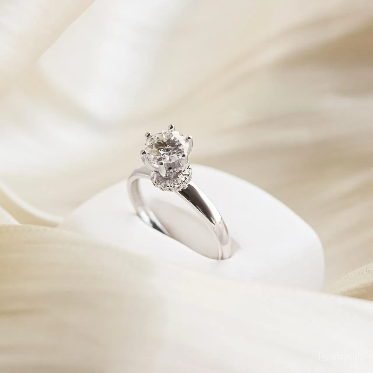 nhẫn cầu hôn skymond