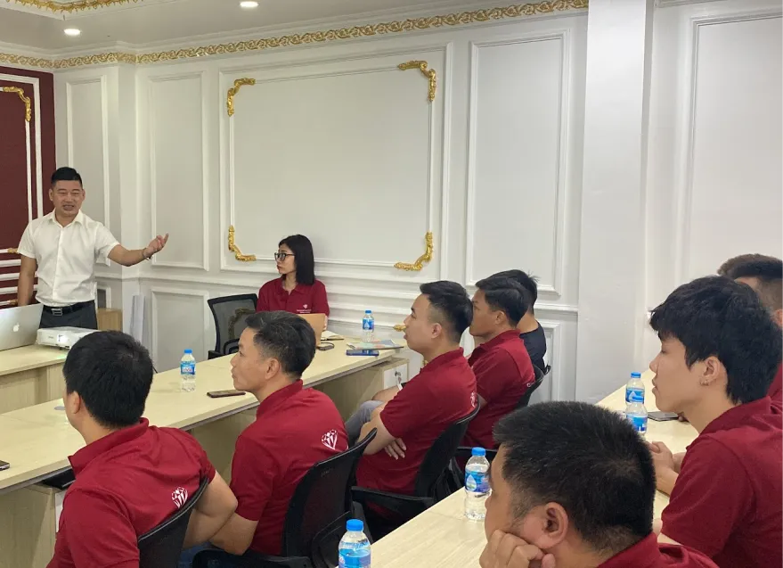 đào tạo chế tác kim hoàn