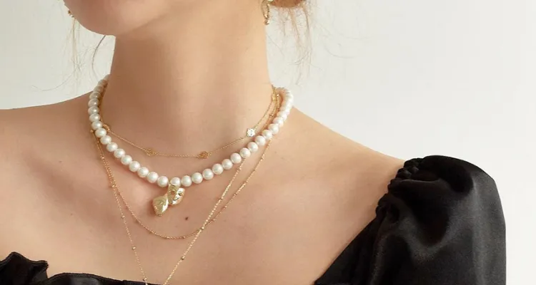 cách đeo ngọc trai không bị già