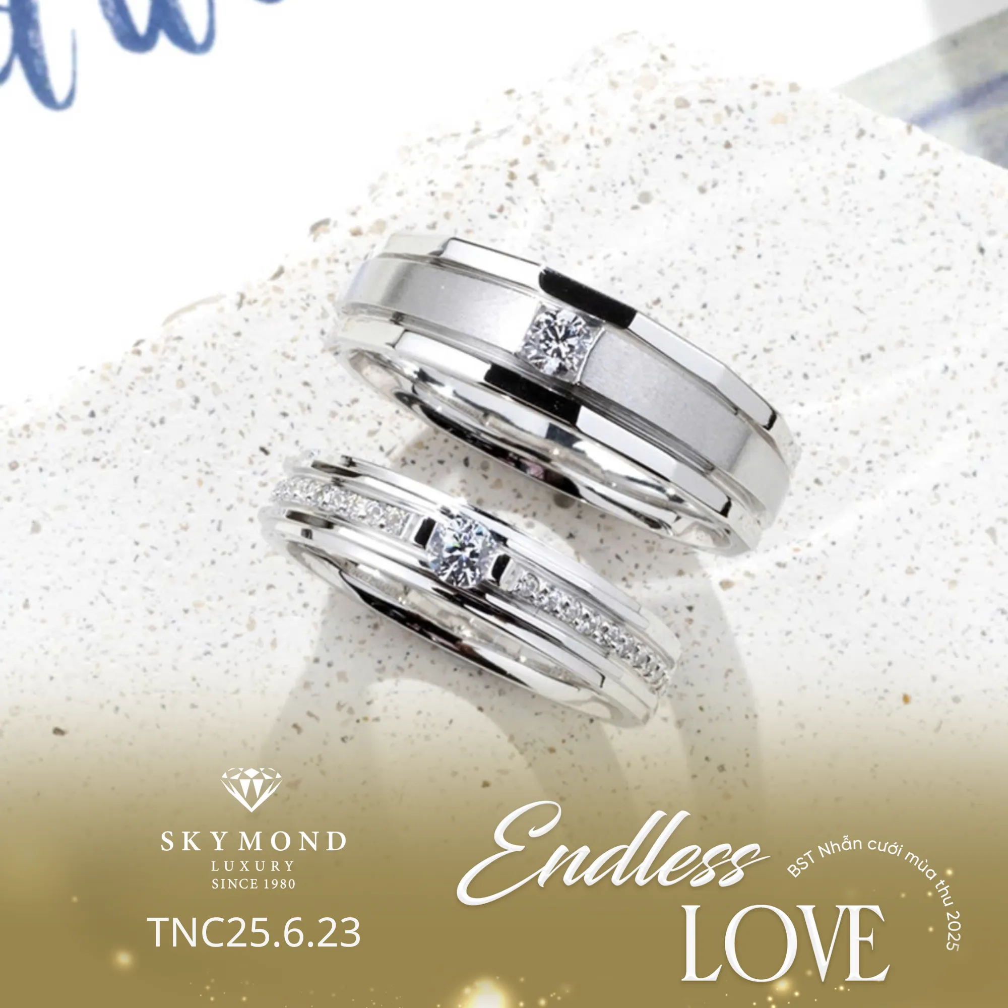 nhẫn cưới vàng trắng đính bạch kim