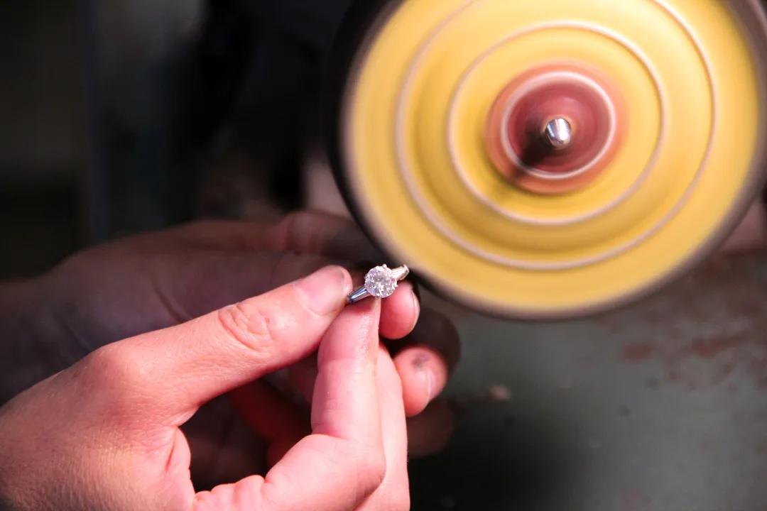 bảo dưỡng trang sức