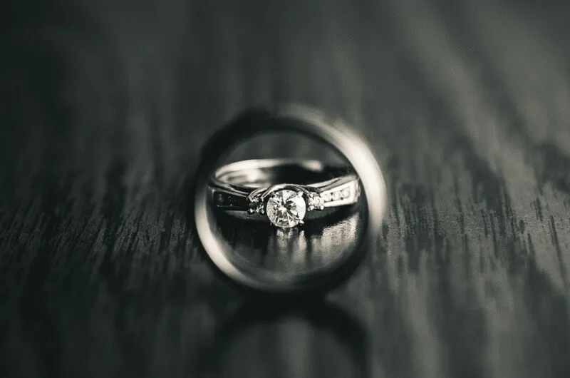 nhẫn cưới platin bạch kim