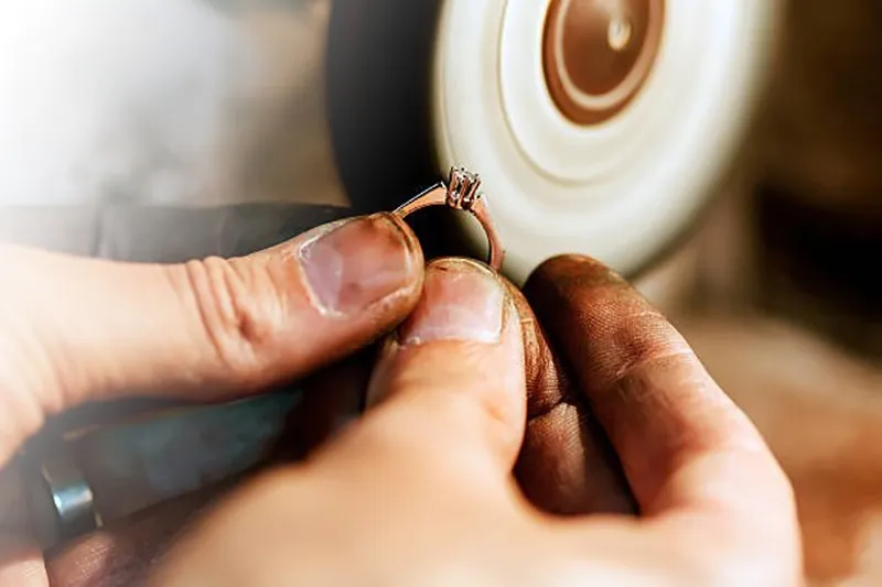 đánh bóng trang sức